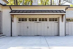Flushing Metro Garage Door Repair Service Flushing, NY 347-756-6956 Flushing Metro Garage Door Repair Service Flushing, NY 347-756-6956 - garage-doors-side